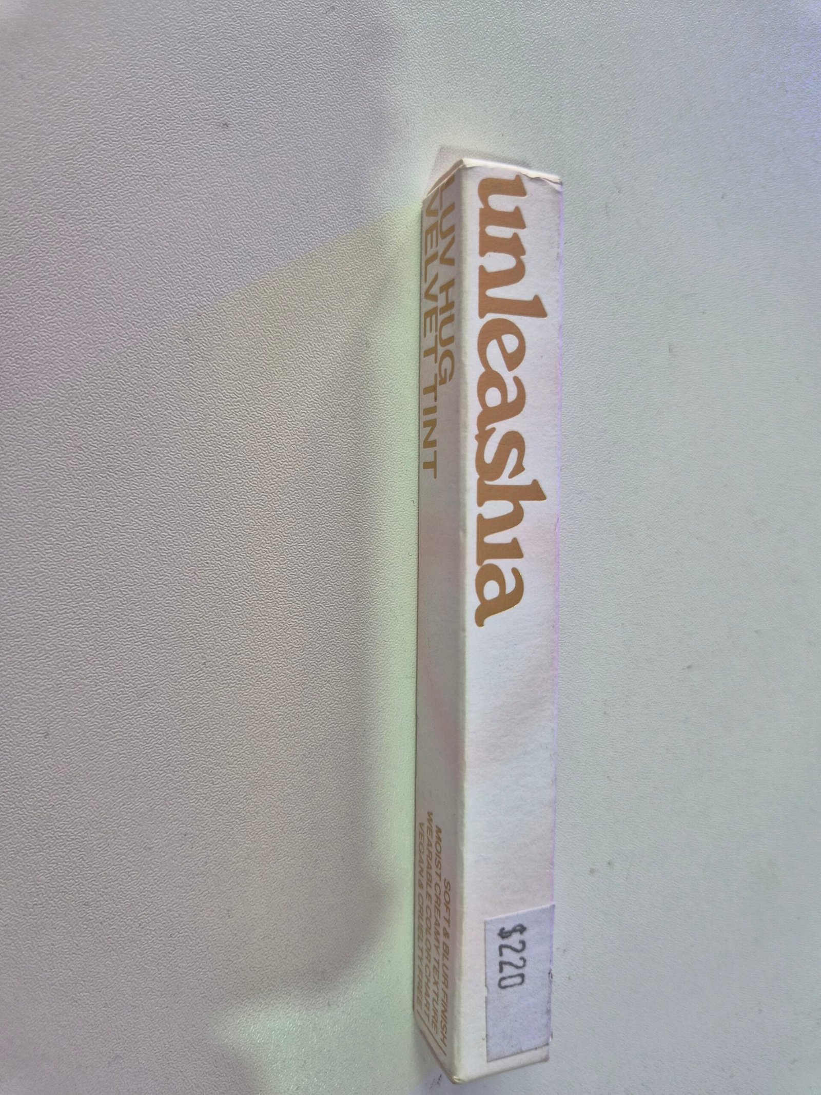(Stock) Unleashia Luv Hug Velvet Tint N.º 01 Be With